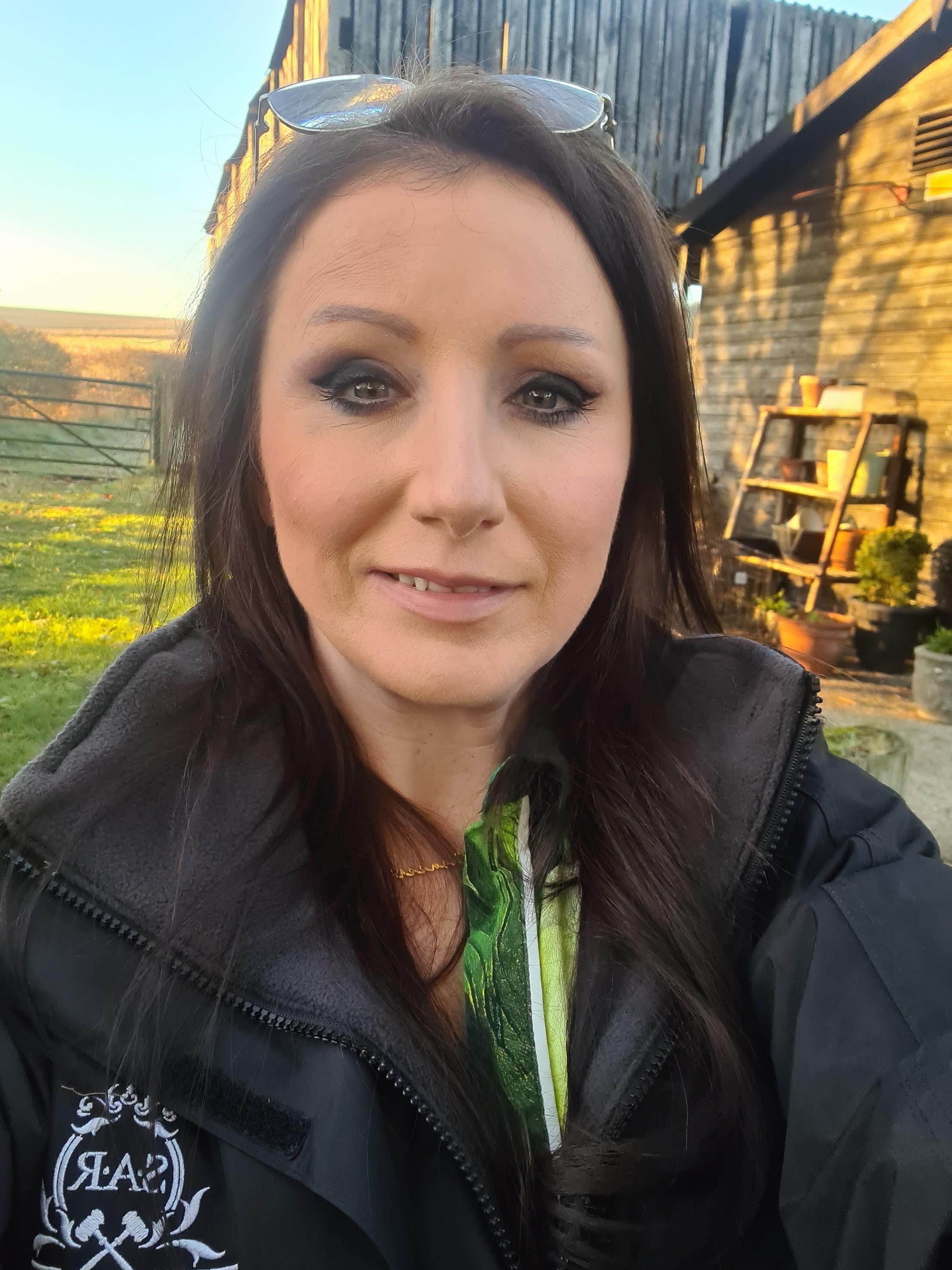 Auctioneer Jessica Wall's Bargain Hunt at Naseby