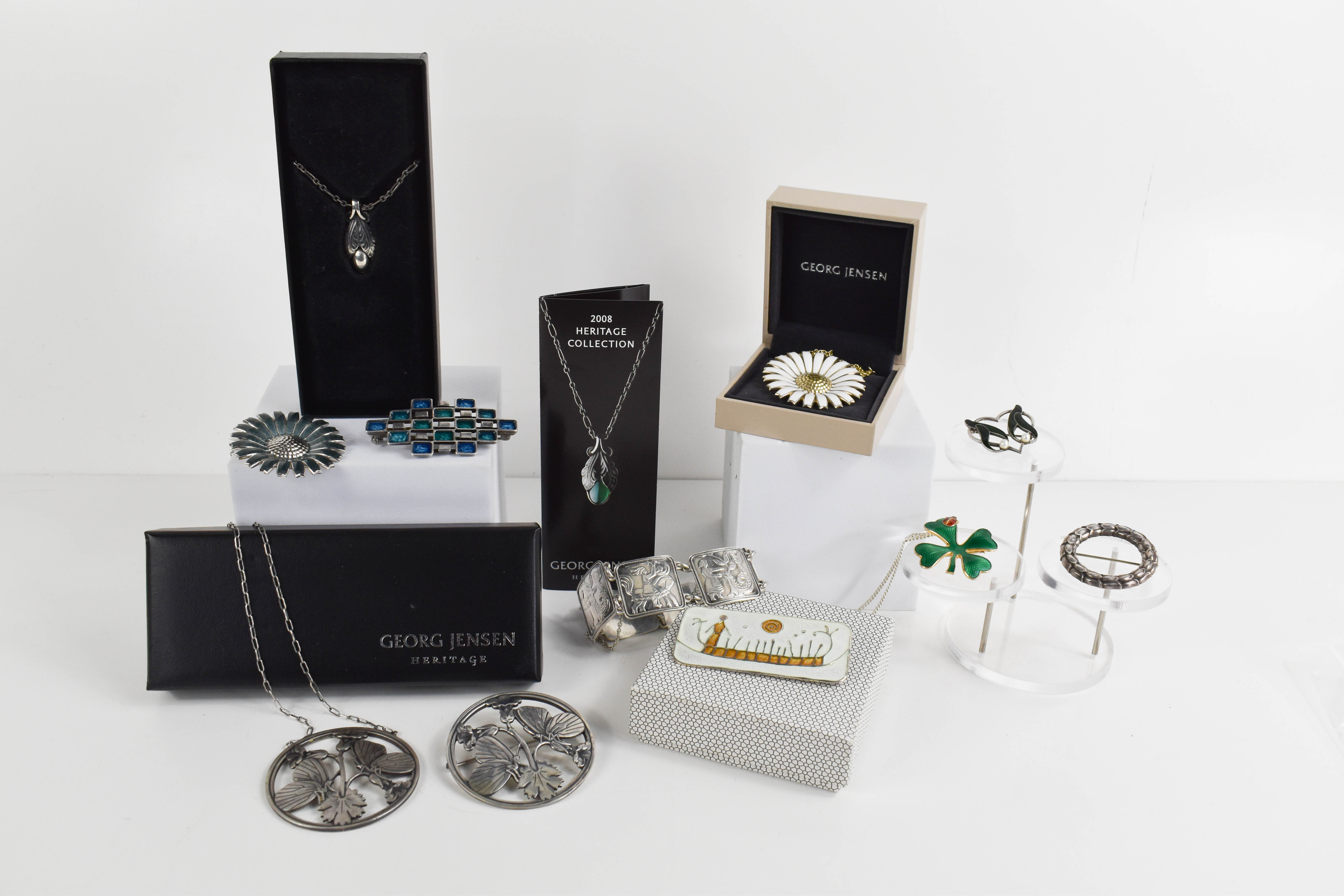 Pre-Valentines Day Specialist Jewellery, Silver & Gold