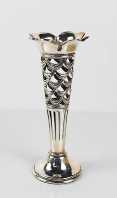 Lot 393 - An Edwardian silver trumpet form vase with...