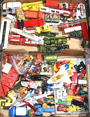 Lot 572 - A group of vintage diecast vehicles to include...