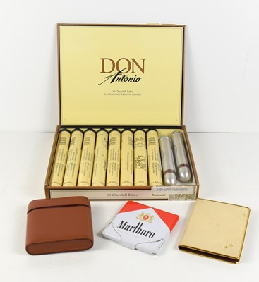 Lot 299 - A group of cigars comprising of two A.M...