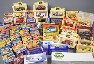 Lot 544 - A group of boxed diecast vehicles to include...