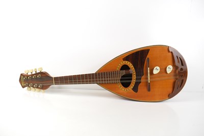 Lot 289 - A Kiso-Suzuki mandolin, made by the Kiso...