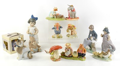 Lot 146 - A group of boxed Royal Doulton and Lladro...