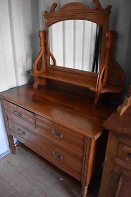 Lot 465 - A mahogany Edwardian dressing table with...