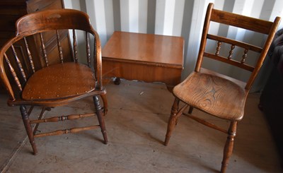 Lot 466 - A Victorian elm single chair with spindled...