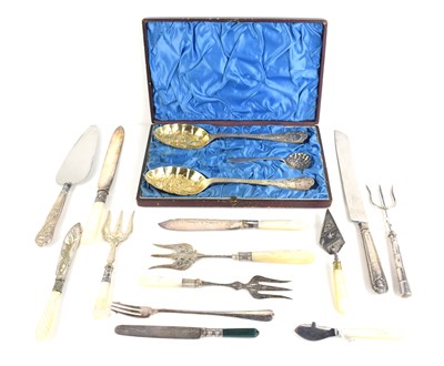 Lot 383 - A group of silver and silver plate cutlery to...