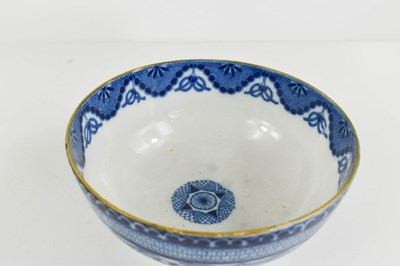 Lot 41 - A 19th century pearlware blue and white bowl...