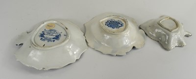 Lot 68 - A late 18th / early 18th pearlware Spode leaf...