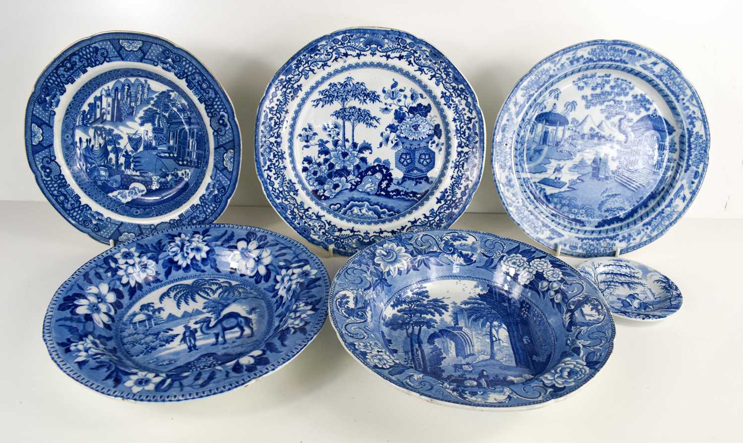 Lot 63 - A group of late 18th / early 19th century blue...