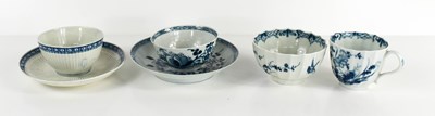 Lot 51 - Two 18th century Worcester tea bowls and...