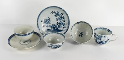 Lot 51 - Two 18th century Worcester tea bowls and...