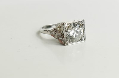 Lot 17 - An Art Deco style diamond and platinum dress...