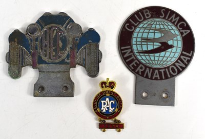 Lot 178 - A 1930s Harrow Car Club bar badge together...