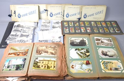 Lot 108 - A collection of Victorian and later postcards...