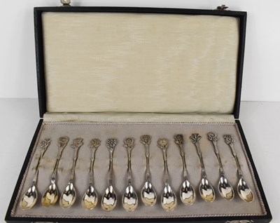 Lot 456 - A set of Alex Meijer 1928 silver coffee spoons,...