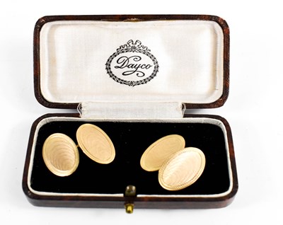Lot 39 - A pair of 9ct gold oval chain link cufflinks,...