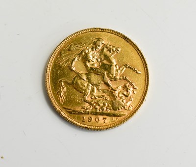 Lot 348 - An Edward VII full gold sovereign, dated 1907.