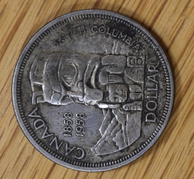 Lot 364 - A group of coins to include a silver 1878...