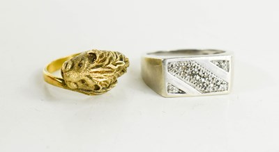 Lot 131 - A gentlemans 9ct white gold (testing as) and...