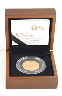 Lot 23 - A Royal Mint "Kew Gardens" 2009 Gold Proof 50p...