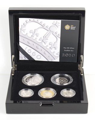 Lot 50 - A Royal Mint 2010 United Kingdom Silver...