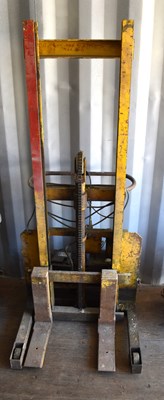 Lot 341 - A Kelvin hydraulic high lift pallet stacker /...