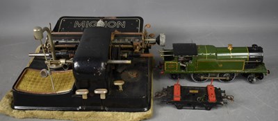 Lot 196 - A Meccano Lt Hornby series O guage clockwork...