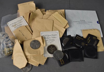 Lot 292 - A collection of various coins including...