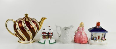 Lot 81 - A group of decorative ceramics, comprising a...