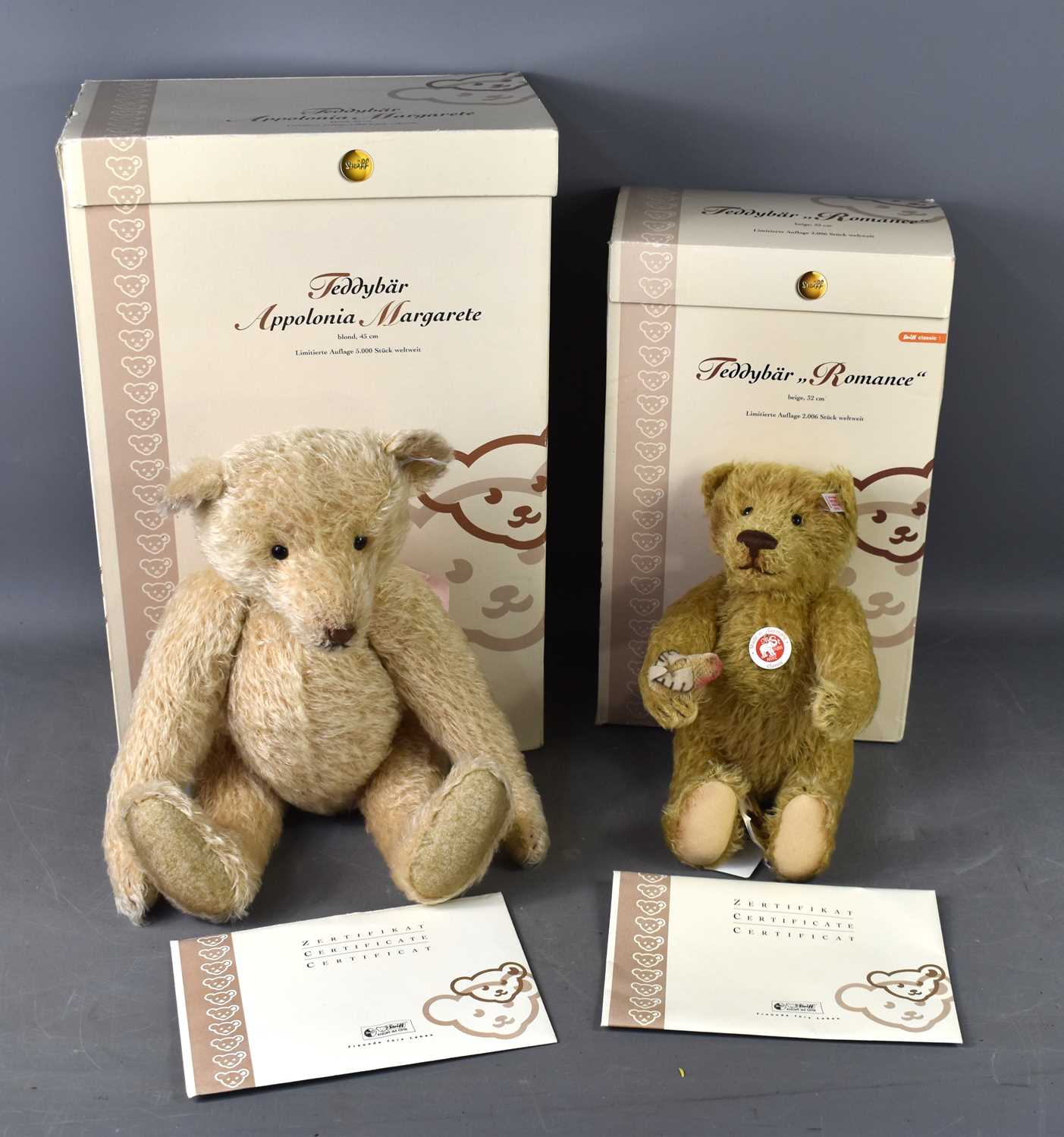 Lot 128 - A Steiff limited edition Honigschlecker Lot 128 - A Steiff limited edition Honigschlecker