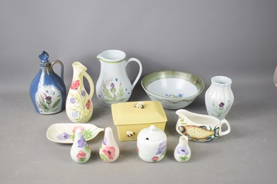Lot 105 - A group of ceramics to include E. Radford...