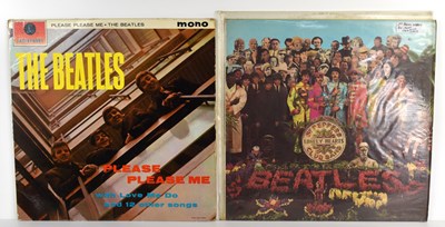 Lot 29 - The Beatles "Please Please Me" LP, black and...