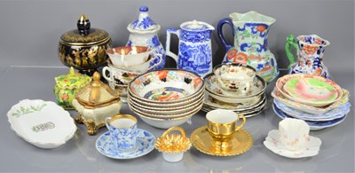 Lot 86 - A group of ceramics to include Chinese cups...