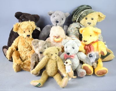 Lot 127 - A quantity of vintage Teddy Bears to include...