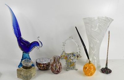 Lot 296 - A group of glassware, to include a Murano...