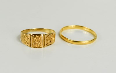 Lot 132 - A 22ct gold wedding band, size N, 1.52g and a...