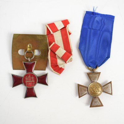 Lot 17 - A German WWI Hamburg Hanseatic Cross medal...
