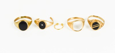 Lot 130 - A group of gentleman's 9ct gold rings,...