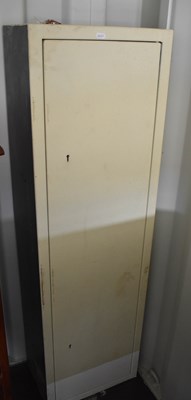 Lot 53 - A cream painted metal gun cabinet with keys,...
