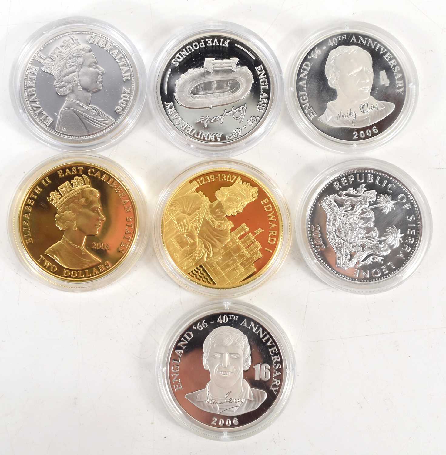 Lot 75 - Five silver commemorative coins to include...