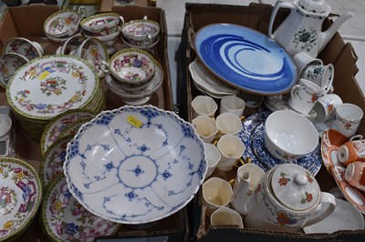 Lot 89 - A group of Hammersley & Co teaware, blue and...