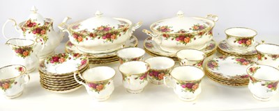 Lot 177 - A Royal Albert Old Country Roses part tea or...