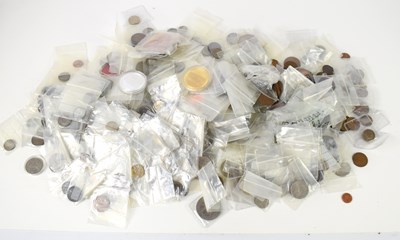 Lot 359 - A large collection of GB and worldwide coinage...