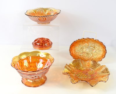 Lot 231 - A group of marigold carnival glass bowls and...