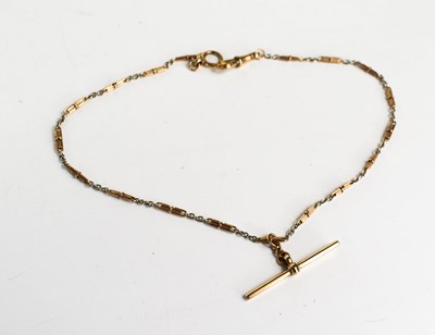 Lot 196 - A 9ct gold fancy figaro link necklace, with T...