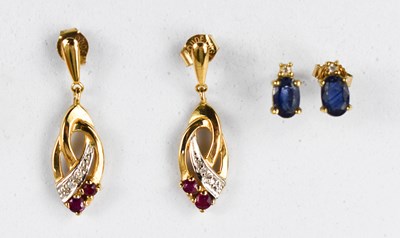 Lot 166 - A pair of sapphire and diamond ear studs, and...