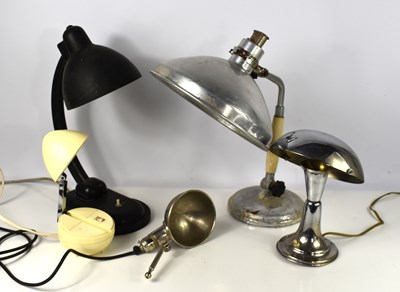 Lot 116 - A 1970s Kitty Swan egg lamp made by Umeda...