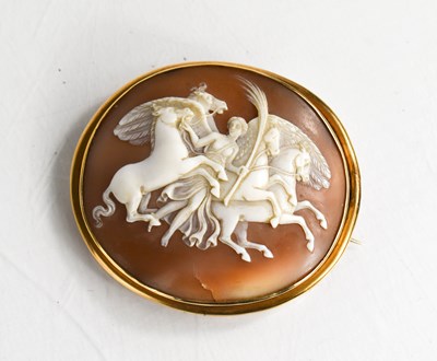Lot 39 - A 19th century cameo brooch, carved with a...