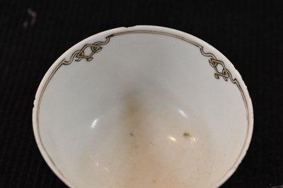 Lot 84 - A selection of 19th century Chinese tea bowls,...